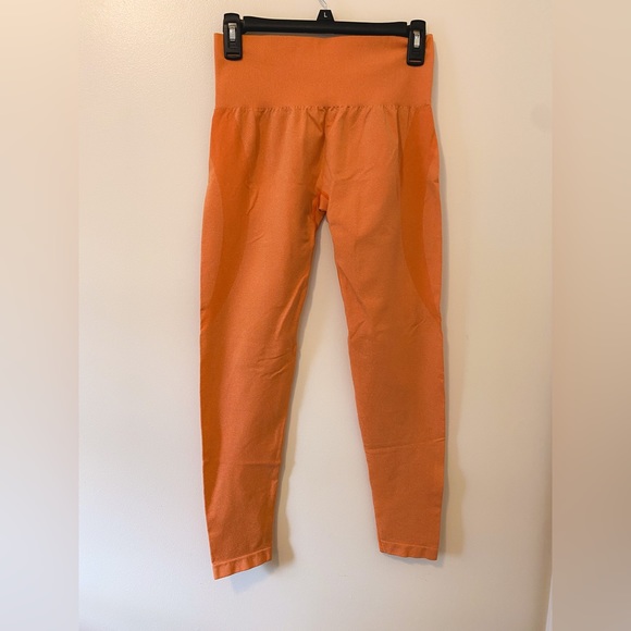 NVGTN Pants - NVGTN Size Large Seamless Leggings Orange